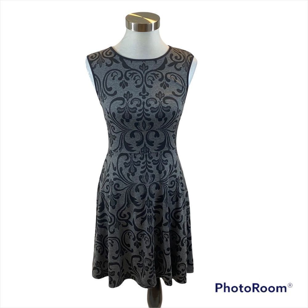 B. Smart Grey and Black Print Design‎ Skater Dress Size 4
